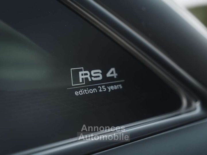 Audi RS4 Avant 29 V6 TFSI Quattro 25 Years Edition - 3