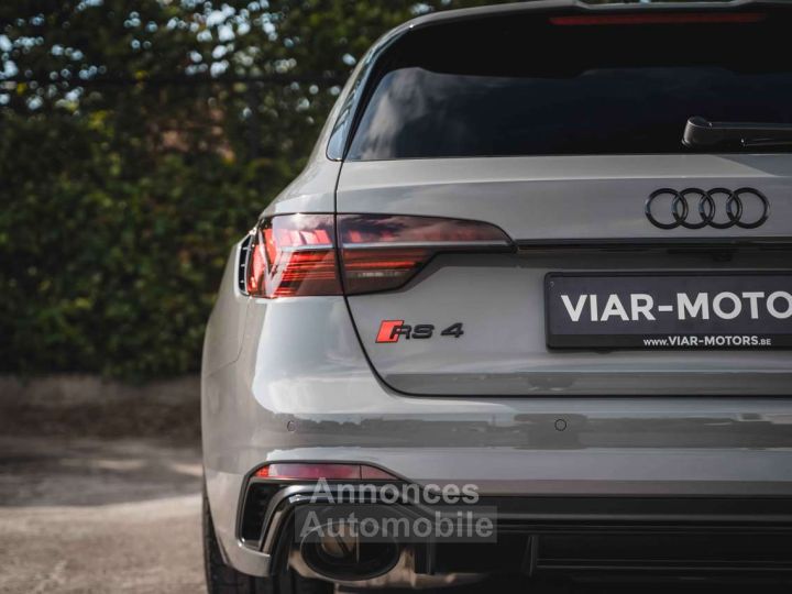 Audi RS4 Avant 29 V6 TFSI Quattro 25 Years Edition - 9