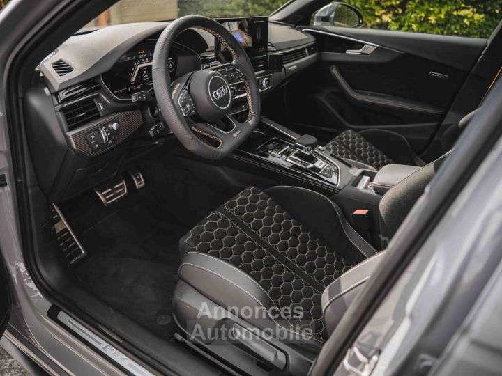 Audi RS4 Avant 29 V6 TFSI Quattro 25 Years Edition - 13