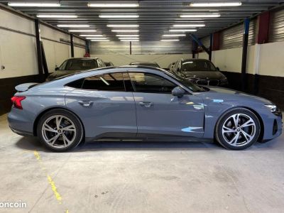 Audi e-tron GT 476 ch quattro 1e main Origine FR   - 2