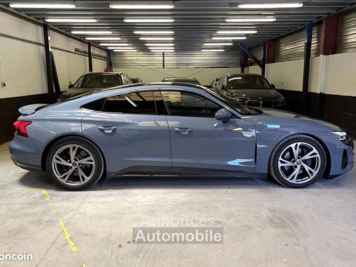 Audi e-tron GT 476 ch quattro 1e main Origine FR - 2
