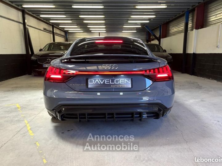 Audi e-tron GT 476 ch quattro 1e main Origine FR - 5