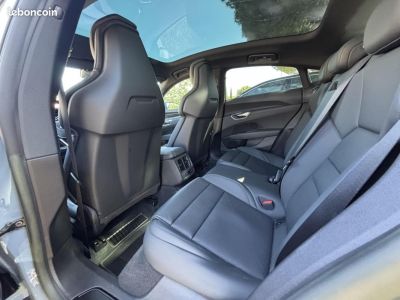 Audi e-tron GT 476 ch quattro 1e main Origine FR   - 18