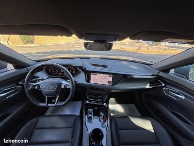 Audi e-tron GT 476 ch quattro 1e main Origine FR   - 19