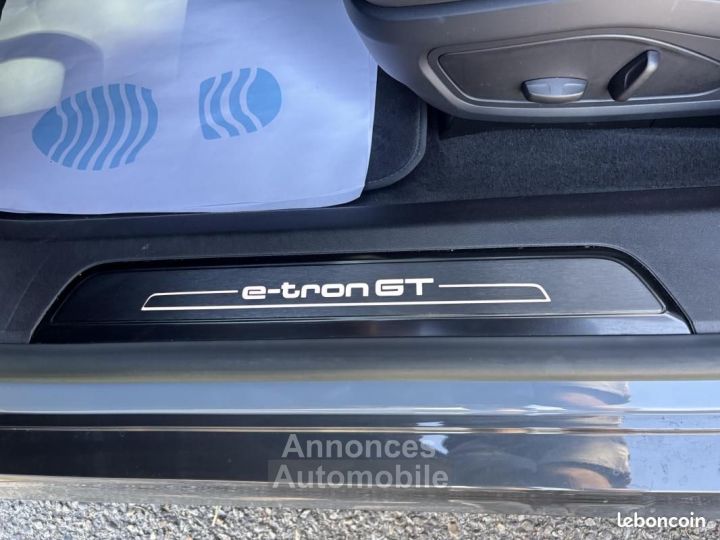 Audi e-tron GT 476 ch quattro 1e main Origine FR - 28