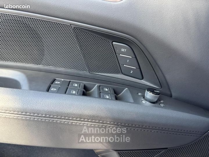 Audi e-tron GT 476 ch quattro 1e main Origine FR - 30