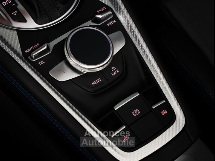 Audi TT RS QUATTRO ROADSTER 5 cylindres 25 L 20S TURBO - 18