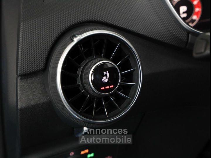 Audi TT RS QUATTRO ROADSTER 5 cylindres 25 L 20S TURBO - 40