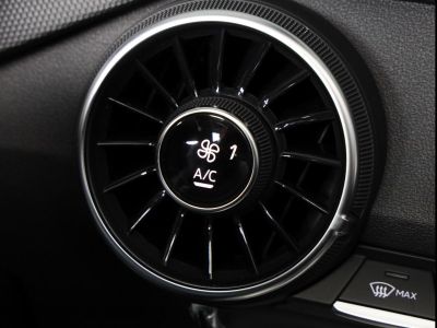 Audi TT RS QUATTRO ROADSTER 5 cylindres 25 L 20S TURBO   - 45