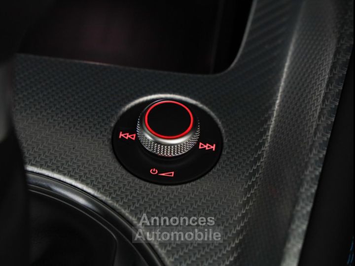 Audi TT RS QUATTRO ROADSTER 5 cylindres 25 L 20S TURBO - 51