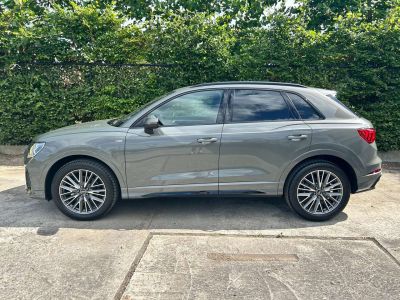 Audi Q3 35 TFSI S line-Platinum-Business Edition   - 5