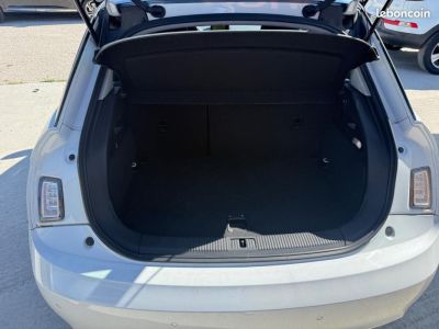 Audi A1 Sportback 14 TFSI 122 ch S-LINE   - 13