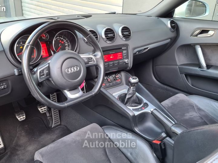 Audi TT Cabriolet S-line 200cv - 4
