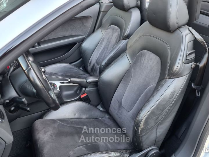 Audi TT Cabriolet S-line 200cv - 5