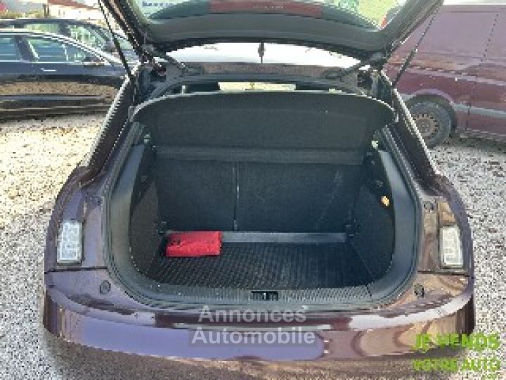 Audi A1 16 TDI 90ch FAP Ambition - 13