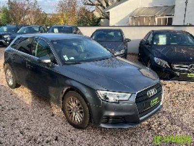 Audi A3 Sportback Phase 2 10 TFSI 115 ch S-Tronic7   - 3