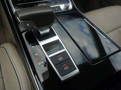 Audi A8 30 V6 TFSI Quattro AUTO FULL BLACK MATRIX CAM 6B   - 27