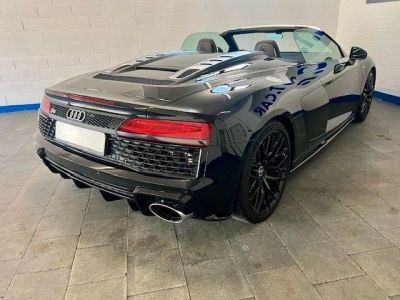 Audi R8 Spyder 52 FSI RWD   - 10