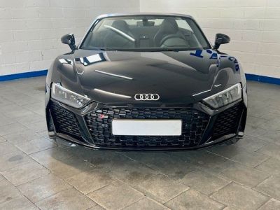 Audi R8 Spyder 52 FSI RWD   - 11