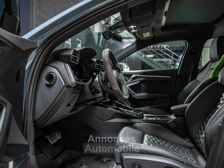 Audi RS3 Sportback Quattro 25 TFSI - 400 - BV S-tronic - 7