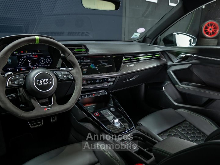 Audi RS3 Sportback Quattro 25 TFSI - 400 - BV S-tronic - 33