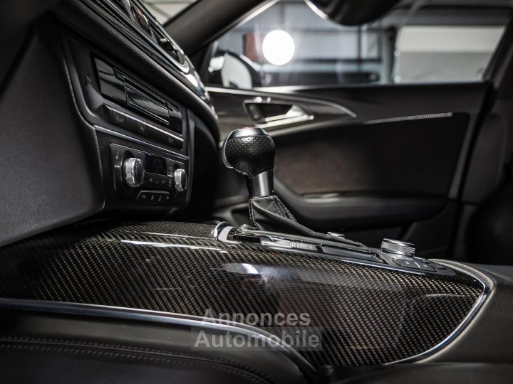 Audi A6 Avant RS6 Quattro 40i V8 TFSI - 605 - BVA Tiptronic - 16