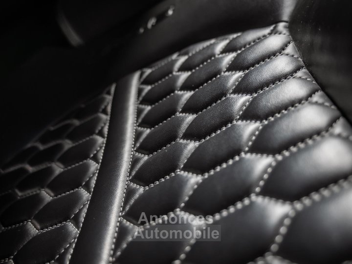 Audi A6 Avant RS6 Quattro 40i V8 TFSI - 605 - BVA Tiptronic - 17