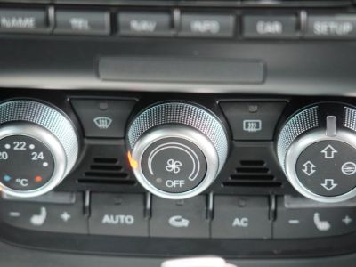 Audi TT RS Coupé 25 TFSI 340 ch quattro – Alcantara, GPS MMI, Sièges chauffants   - 10