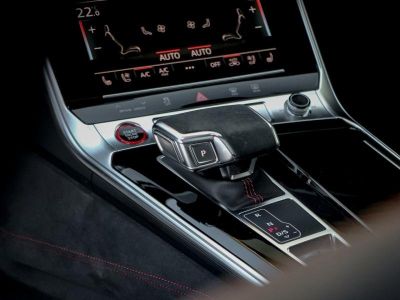 Audi RS6 Avant 40 V8 TFSI 600ch quattro tiptronic 53cv   - 17