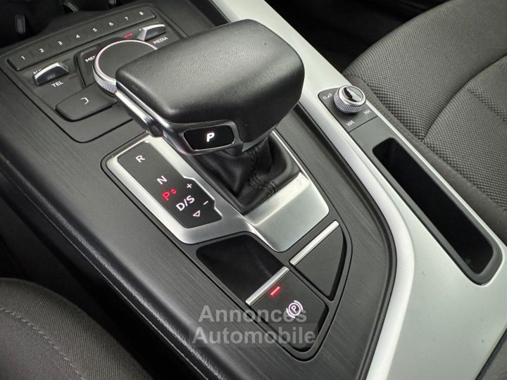 Audi A4 20 TDI 150 BUSINESS LINE S tronic 7 - 12