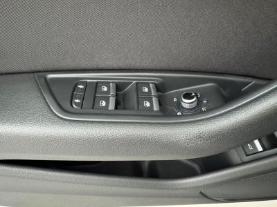 Audi A4 20 TDI 150 BUSINESS LINE S tronic 7   - 18