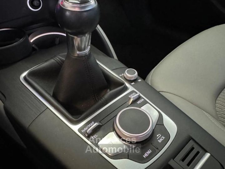 Audi A3 SPORTBACK 10 TFSI 115 DESIGN - 7
