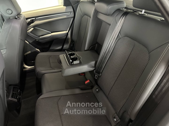 Audi Q3 Sportback 35 TFSI 150 ch S tronic 7 S line - 17