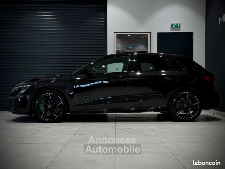 Audi RS3 SPORTBACK III 8Y 25 TFSI 400 Ch QUATTRO PACK BLACK EXCLUSIVE-PACK RS DESIGN VERT-TOIT OUVRANT-PACK CARBONE-FEUX MATRIX-B&O-ECHAP SPORT-ACC-MAGNETIC R - 2