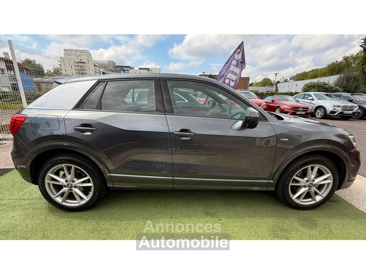 Audi Q2 15 35 TFSI COD S-LINE 150 S-TRONIC BVA - 4