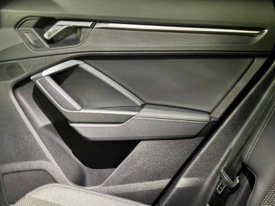 Audi Q3 Sportback 45 TFSIe 245 ch S tronic 6 S line   - 12