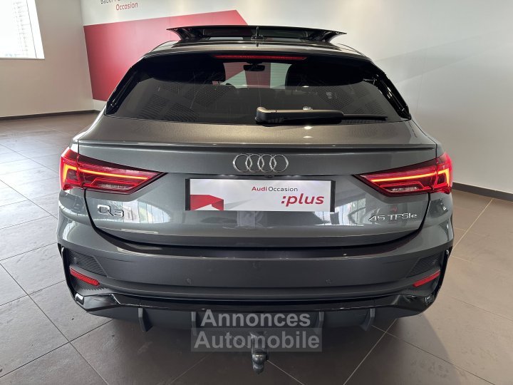 Audi Q3 Sportback 45 TFSIe 245 ch S tronic 6 S line - 3