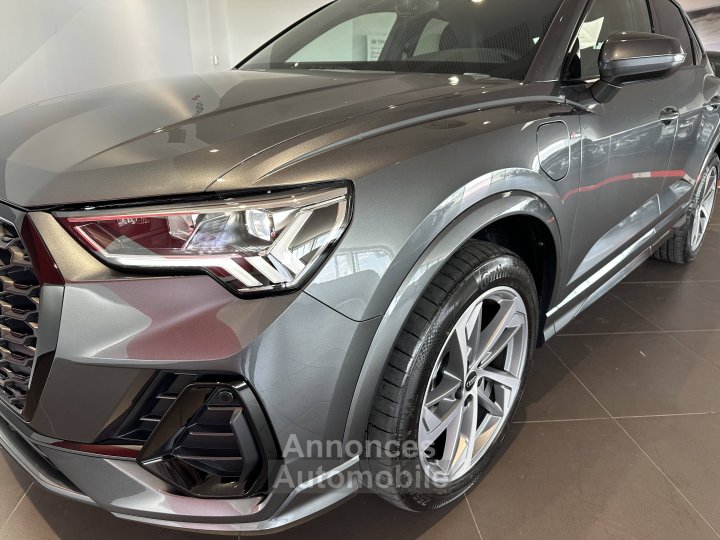 Audi Q3 Sportback 45 TFSIe 245 ch S tronic 6 S line - 8