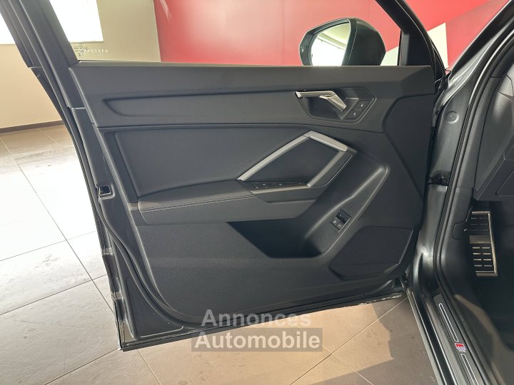 Audi Q3 Sportback 45 TFSIe 245 ch S tronic 6 S line - 9
