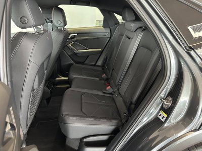 Audi Q3 Sportback 45 TFSIe 245 ch S tronic 6 S line   - 16