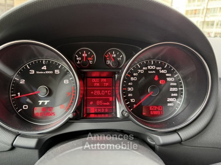Audi TT 20 TFSI 200CH S LINE S TRONIC 6 - 16