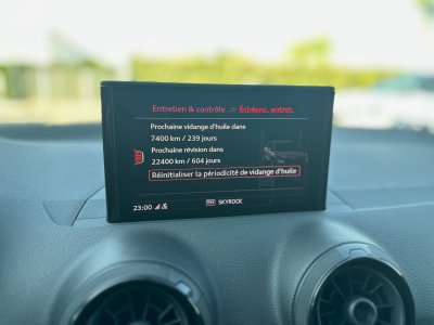 Audi Q2 14 TFSI 150 ch S tronic 7 S Line GRIS QUANTUM - CAM - SIÈGES CHAUFF   - 26