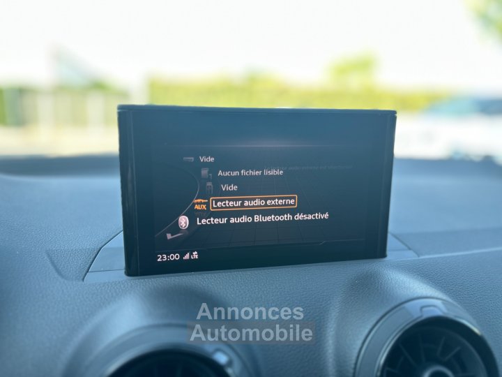 Audi Q2 14 TFSI 150 ch S tronic 7 S Line GRIS QUANTUM - CAM - SIÈGES CHAUFF - 30