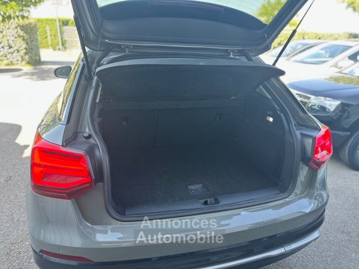 Audi Q2 14 TFSI 150 ch S tronic 7 S Line GRIS QUANTUM - CAM - SIÈGES CHAUFF - 36