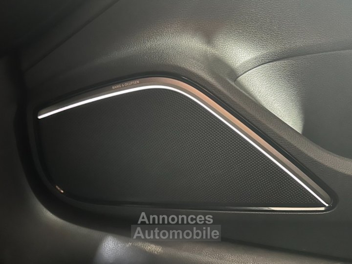 Audi RS3 SPORTBACK S tronic 7 Quattro 25 TFSI 400 ch ~VÉHICULE FRANÇAIS ~ Bang Olufsen ~ TVA RÉCUPÉRABLE ~ Virtual cockpit - 30