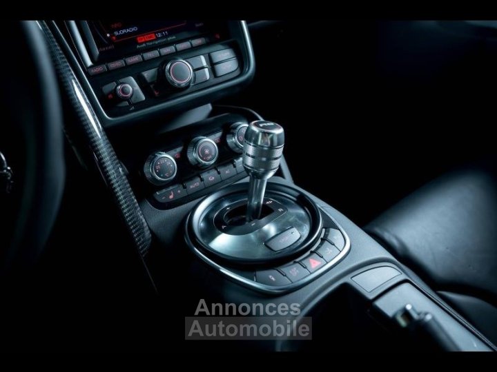 Audi R8 52 V10 FSI 525ch R tronic 6 - 13