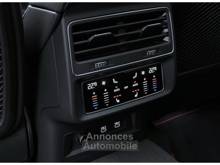 Audi RS Q8 Quattro 40 V8 BiTFSI mHEV- 600 - BVA Tiptronic  PHASE 1 - 15