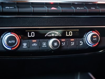 Audi Q2 16 30 TDI 116 S-tronic Business line   - 18