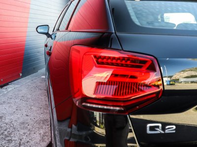 Audi Q2 16 30 TDI 116 S-tronic Business line   - 21