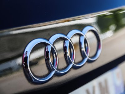 Audi Q2 16 30 TDI 116 S-tronic Business line   - 23